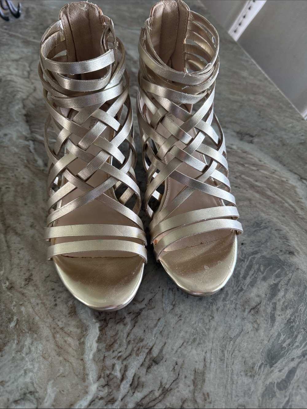 Strappy Metallic Gladiator wedge Sandals - Gold